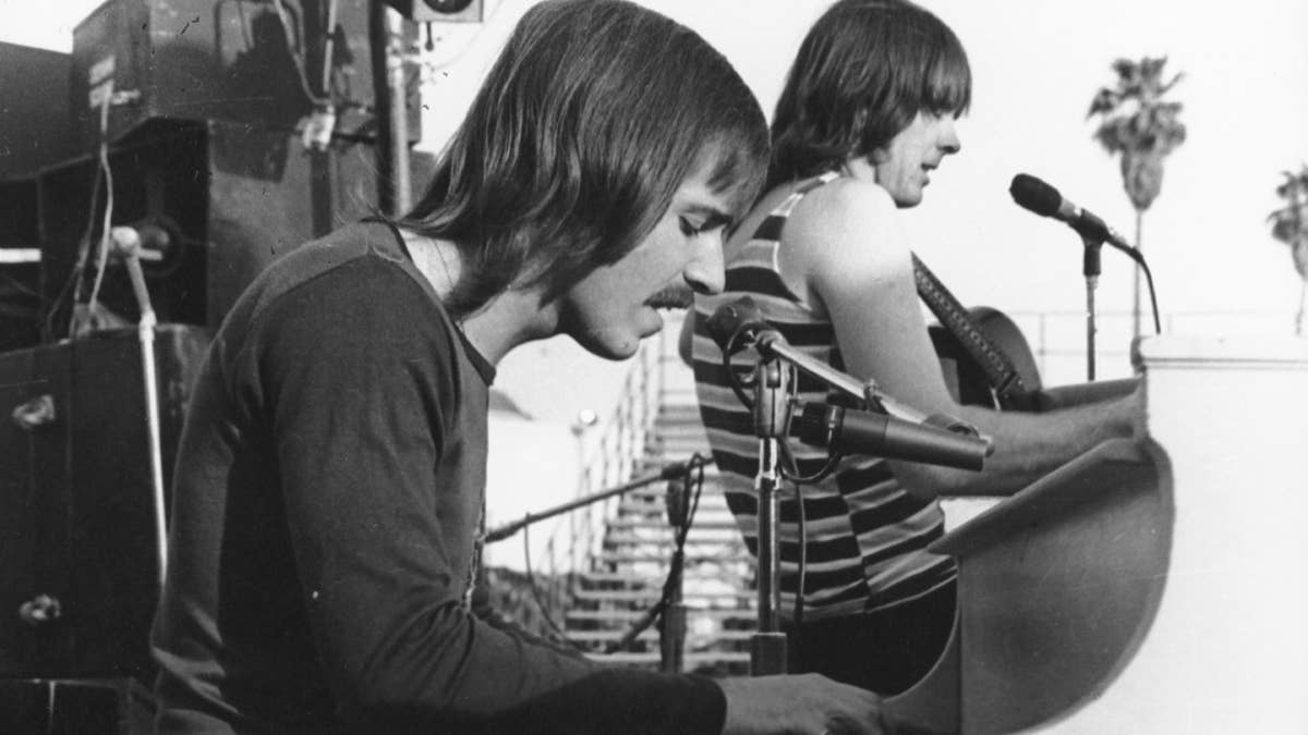 How England Dan & John Ford Coley's Cover Turned a 1976 Ballad into a No. 1 Hit
