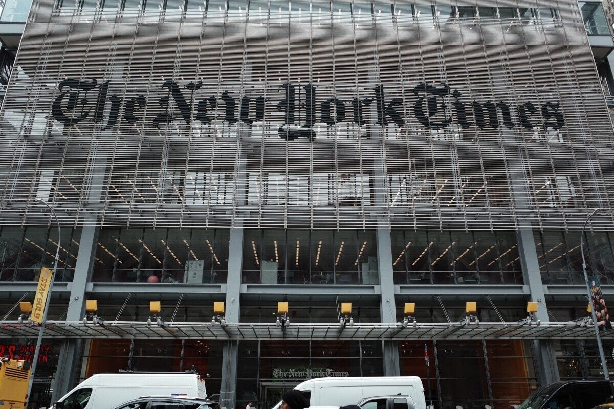 The Trump administration has reportedly been seeking the phone records of reporters who recently worked on a story about his gifted Qatari jet.