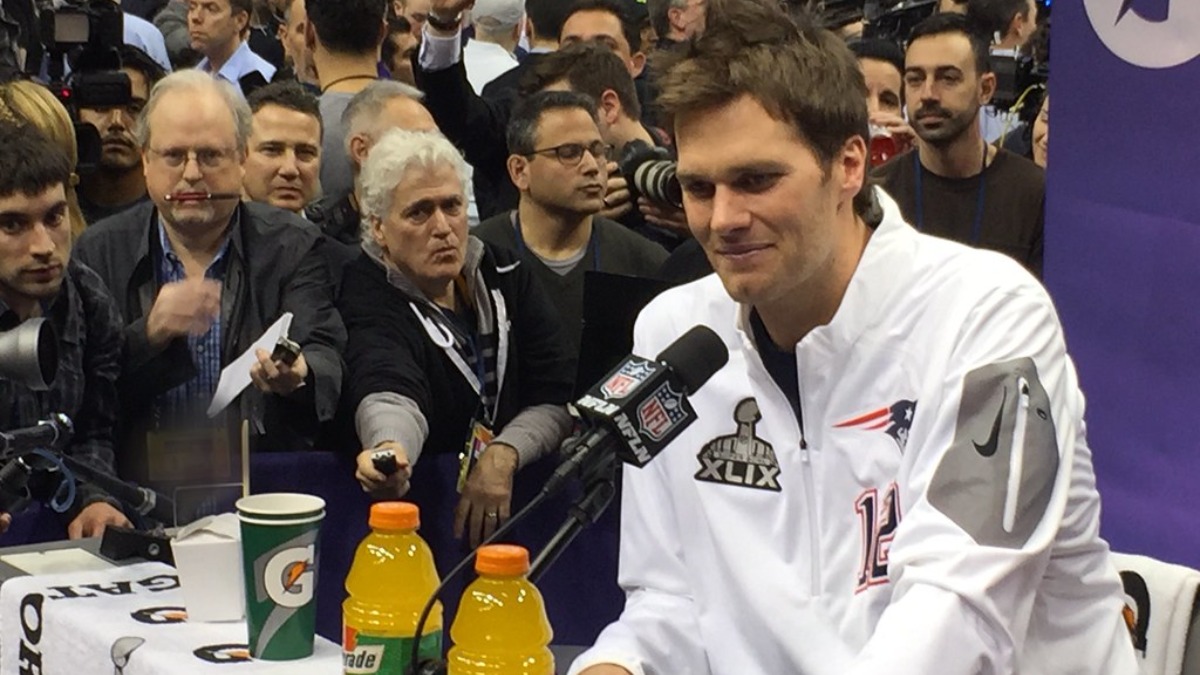 'Downfall of an icon': Dave Portnoy hits out at Tom Brady over 'low-brow' wrestling stunts with Logan Paul