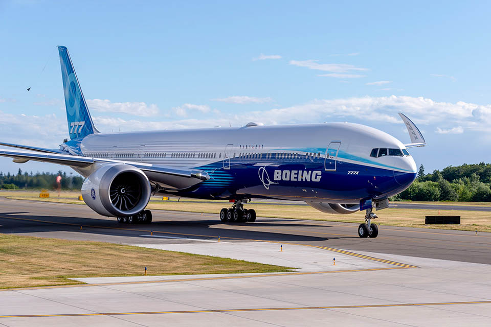 Emirates Rejects First Boeing 777Xs: 