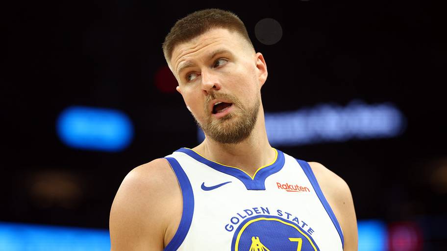 Golden State Warriors center Kristaps Porzingis