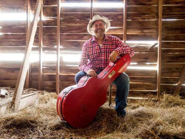 Robert Earl Keen tops lineup for favorite Hill Country music festival