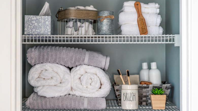 How To Deep Clean Your Bathroom And Keep It Clean