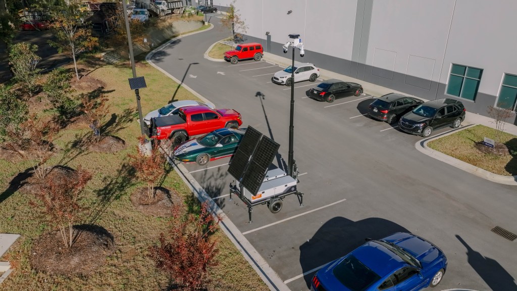 flock-safety-mobile-security-trailer-134028235_13bd7c