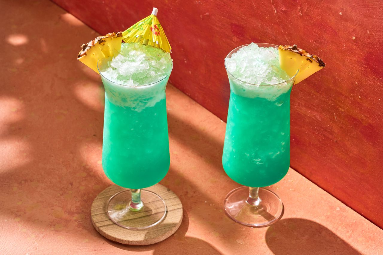 Blue Hawaii cocktail