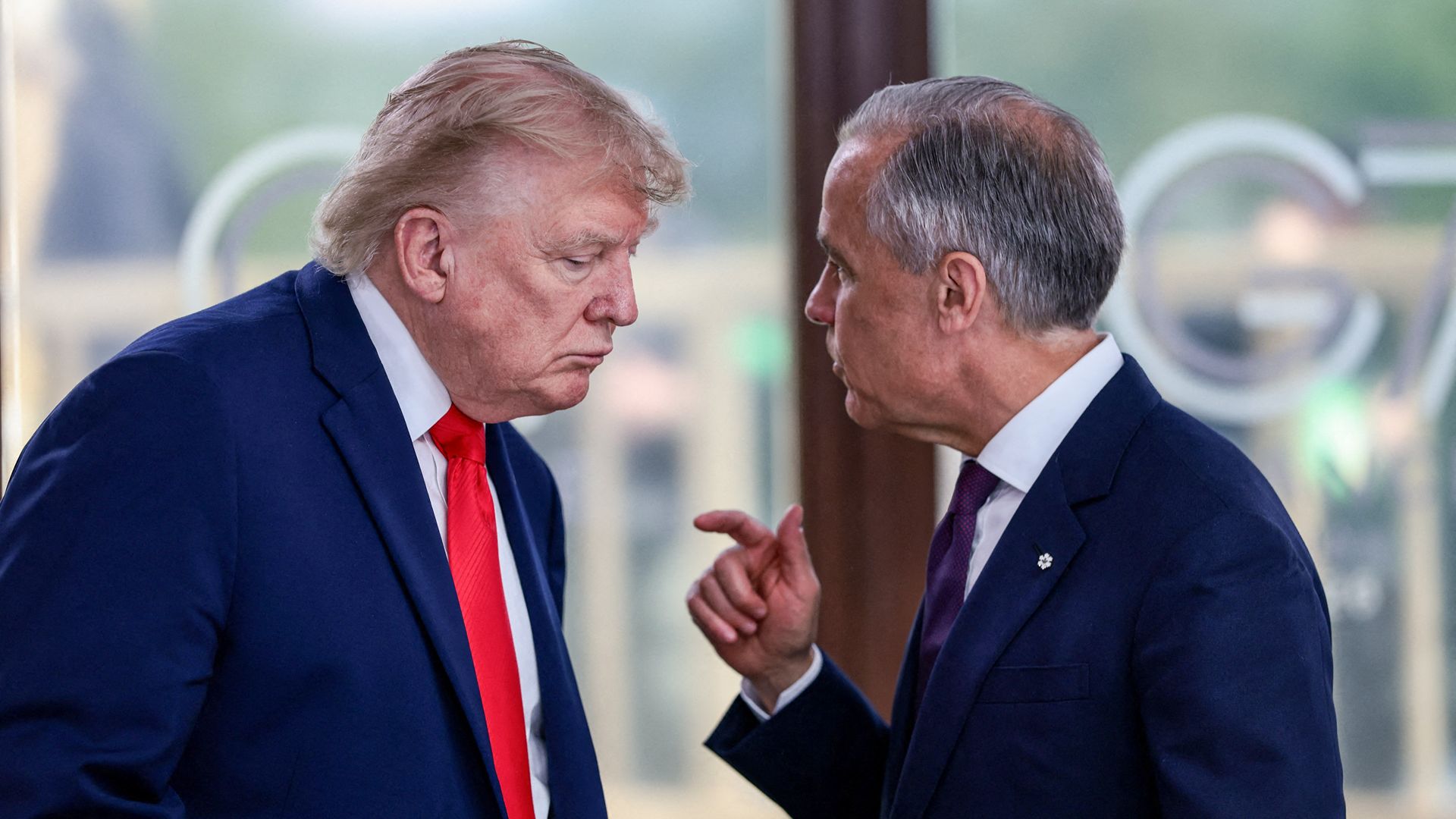 Trump Hits Canada With 50% Tariffs, Accuses Ottawa of «Discriminatory Treatment» Days After Wildfire Smoke Threats