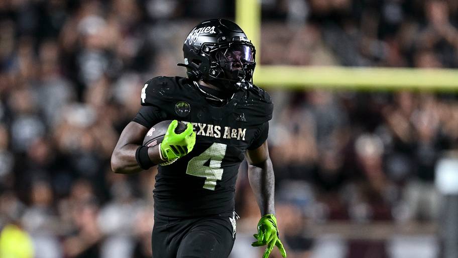 Texas A&M Aggies running back Rueben Owens II