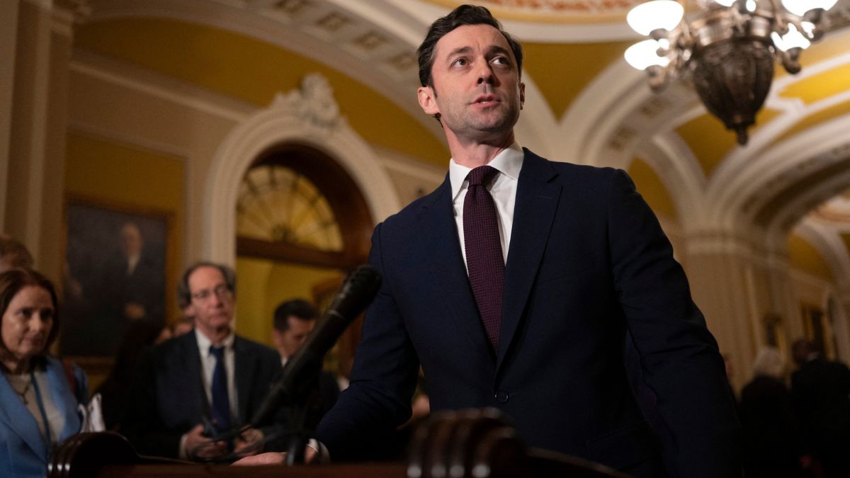 Ossoff blames diarrhea outbreak on RFK Jr.
