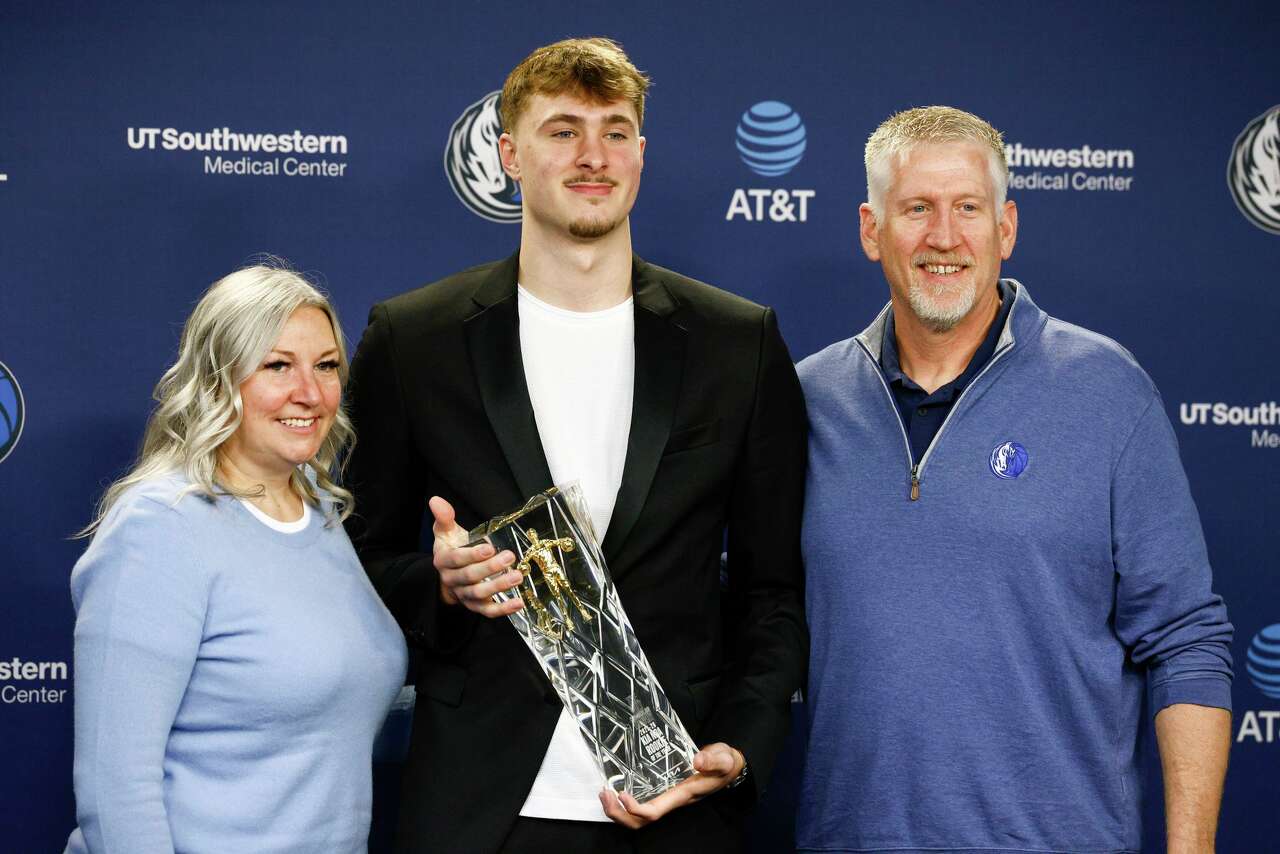 How to watch Mavericks star Cooper Flagg on 'Celebrity Family Feud'