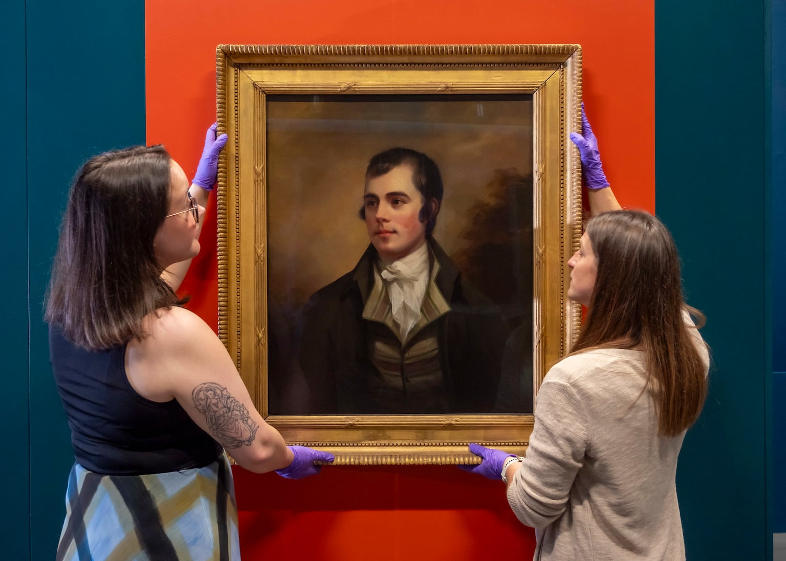 Once-lost Burns portrait goes on display at his former Ayrshire home