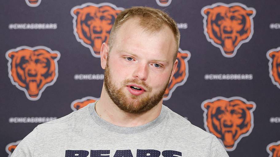 Logan Jones draws all-too-familiar comparison to ex-Bears Pro Bowler