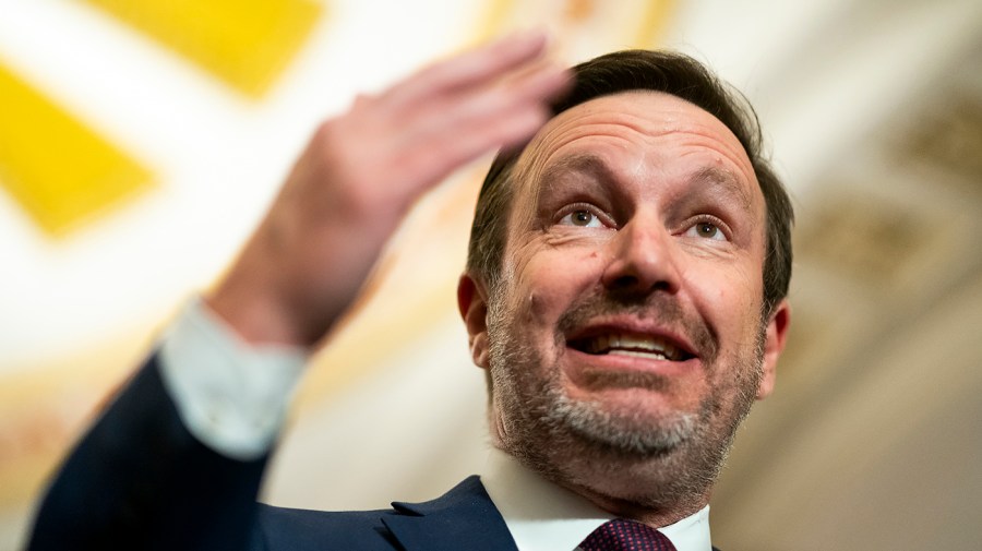 Murphy: Iran knows Trump will have to stop escalation before it does