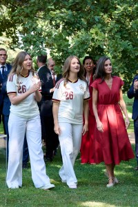 MADRID, SPAIN - JULY 20: (L-R) Princess Sofia of Spain, Crown Princess Leonor of Spain and Queen Letizia of Spain look on as the Spain team visit Zarzuela Palace ahead of the FIFA World Cup 2026 Trophy parade on July 20, 2026 in Madrid, Spain. The final match of the FIFA World Cup 2026 was held at New York New Jersey Stadium in New Jersey between Spain and Argentina.. (Photo by Carlos Alvarez/Getty Images)
