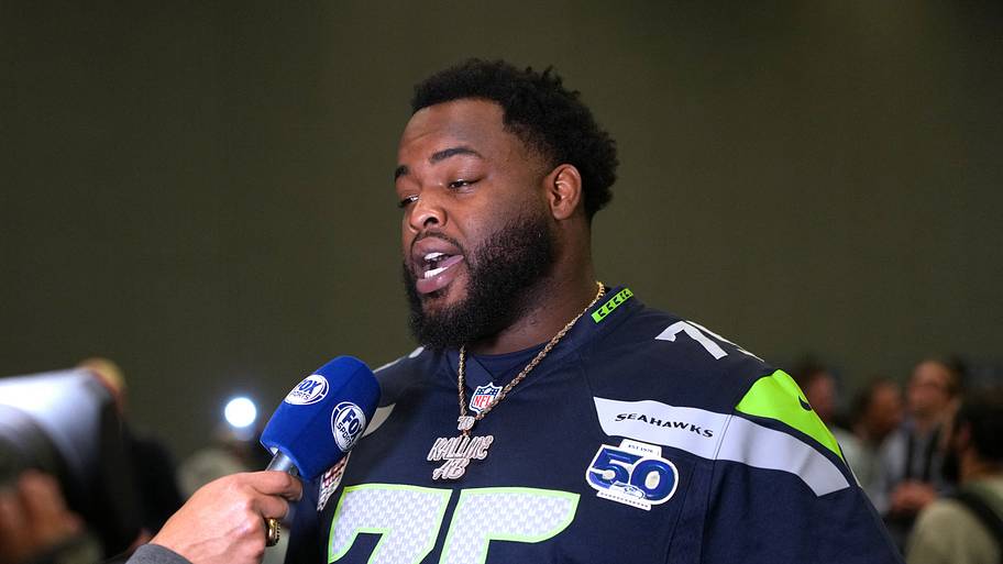 Seattle Seahawks guard Anthony Bradford talks to media members at the San Jose Marriott