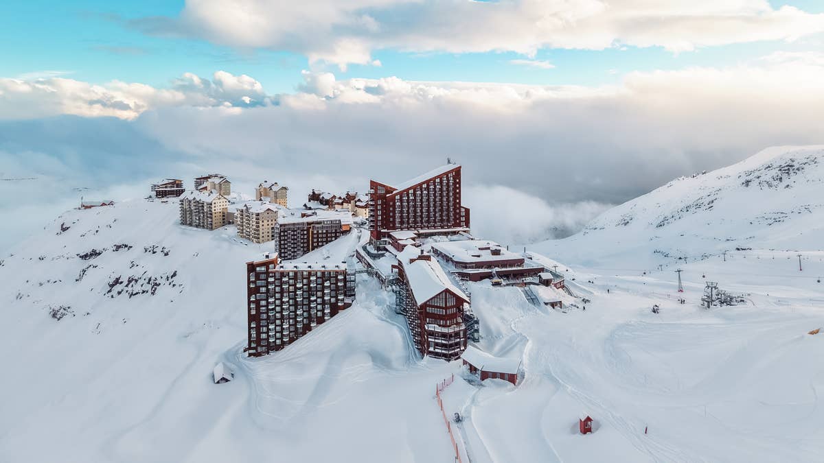 Ski resort transformed by nearly seven feet of snow in less than a week