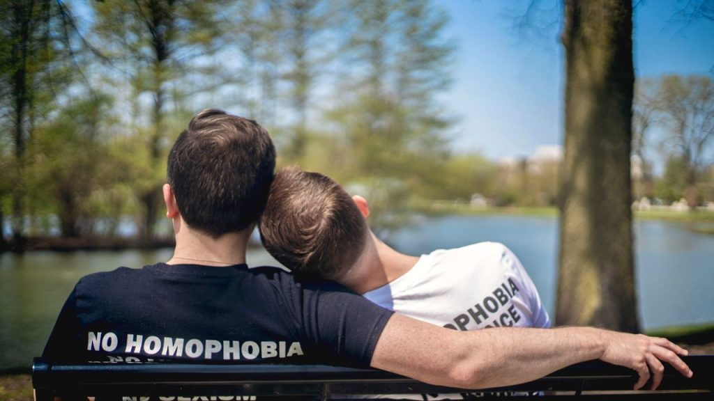 5 signs your relationship anxiety may be something deeper