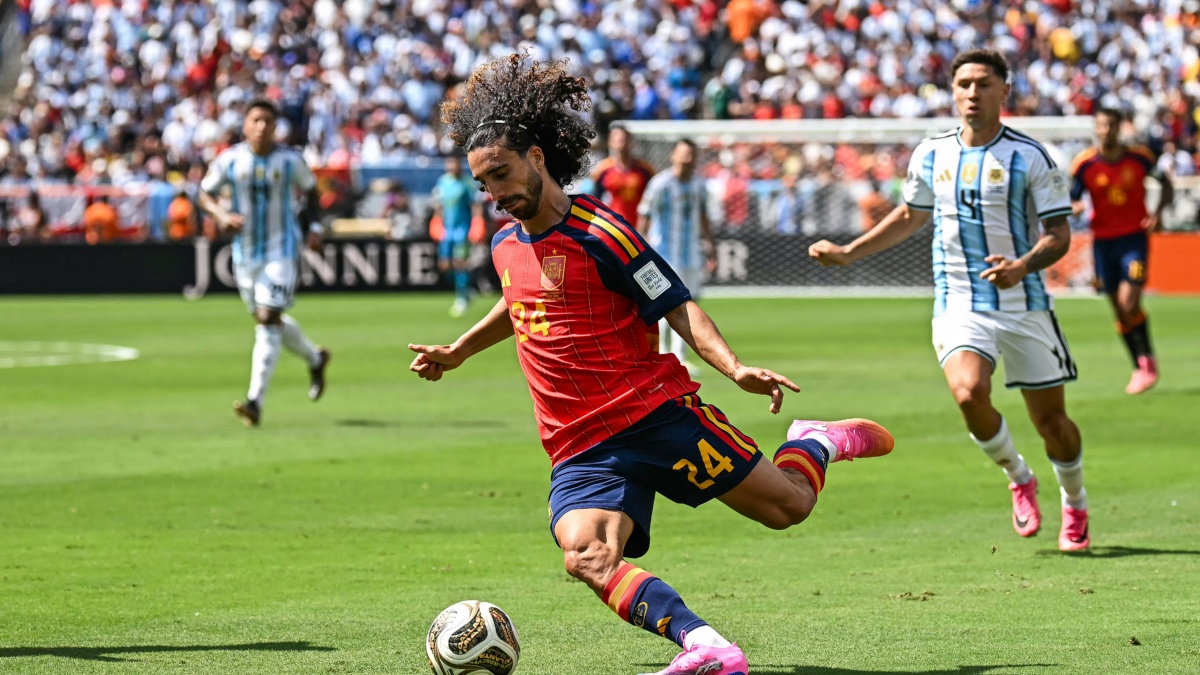 World Cup 2026: Cucurella Brings Back Spain’s Lucky Coin Ritual from 2010—And It Works Again!