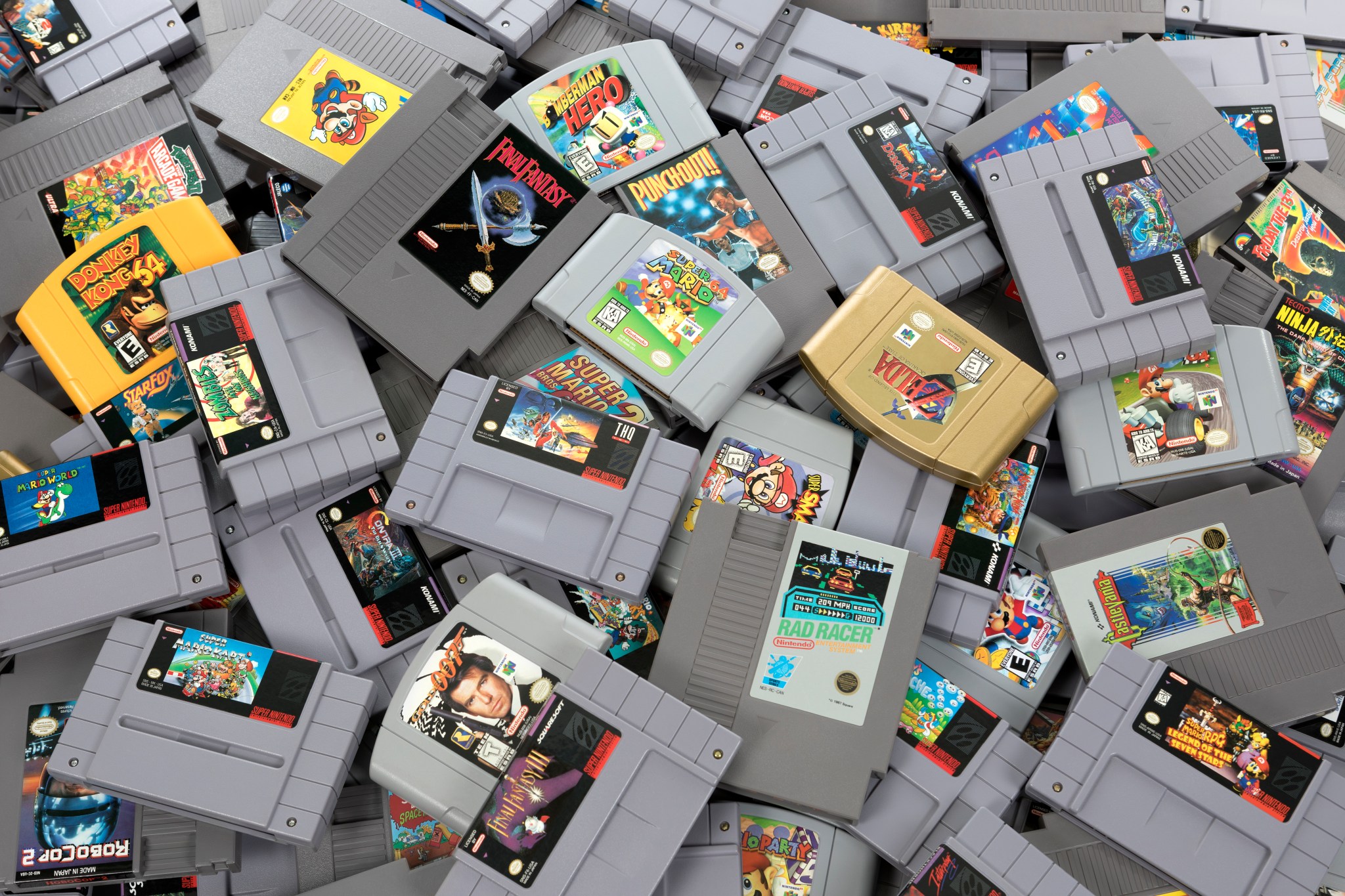A Goodwill shopper found a shelf full of retro games—and broke one rule
