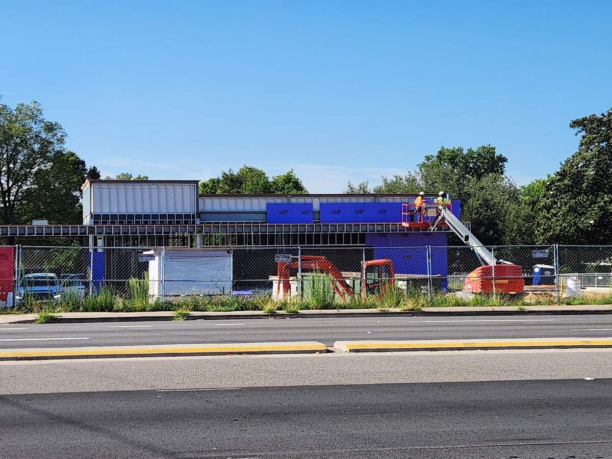What's being built on West Columbia's busy Augusta Road? New business is coming