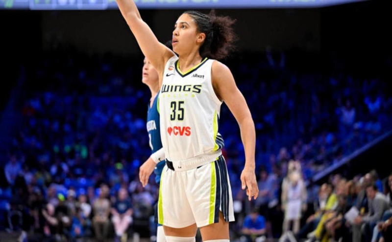 Azzi Fudd becomes 5th fastest in WNBA history to reach 50 career three-pointers