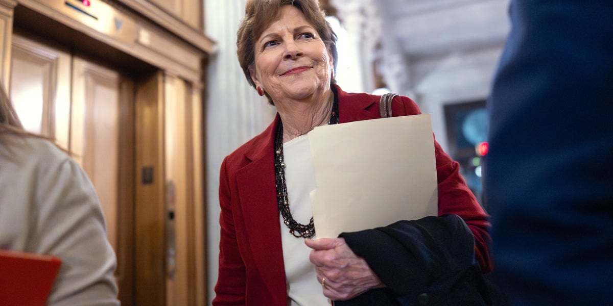 Sen. Shaheen to Hegseth: 'Why are you asking the American people to absorb the cost of a war they don't support?'