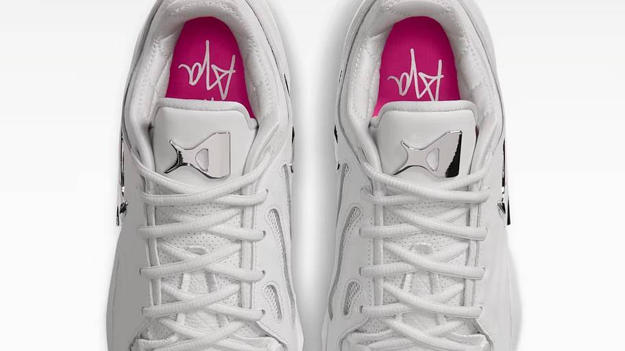Details on the Nike A'Two