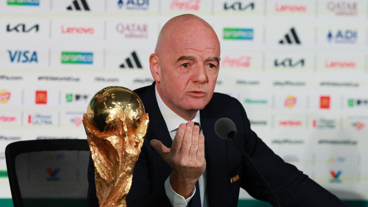 La Liga chief accuses FIFA of destroying football, calls for Infantino to resign