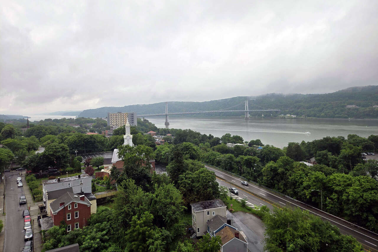 Severe thunderstorm warning issued for Dutchess, Ulster counties