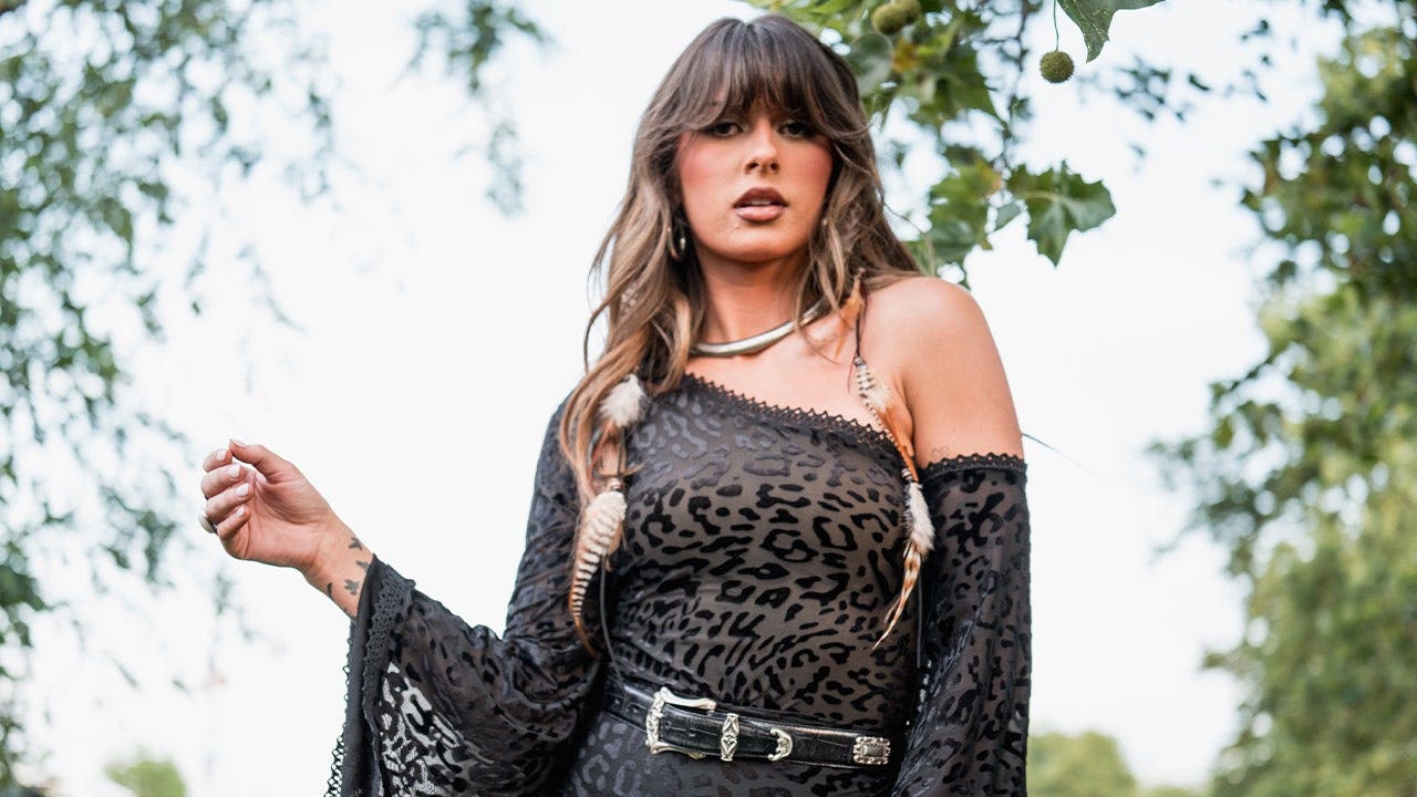 Ella Langley joins music royalty with 'insane' milestone for 'Choosin' Texas'