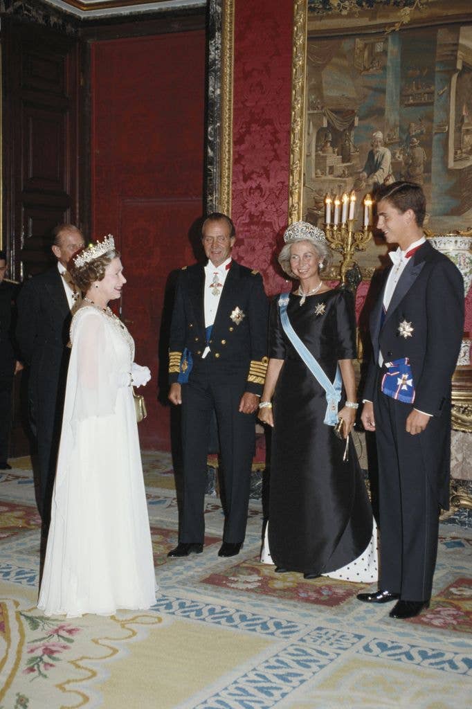 Queen Elizabeth II and Prince Philip meeting King Juan Carlos I of Spain, Queen Sofia of Spain and their son Felipe during the 1988 State Visit