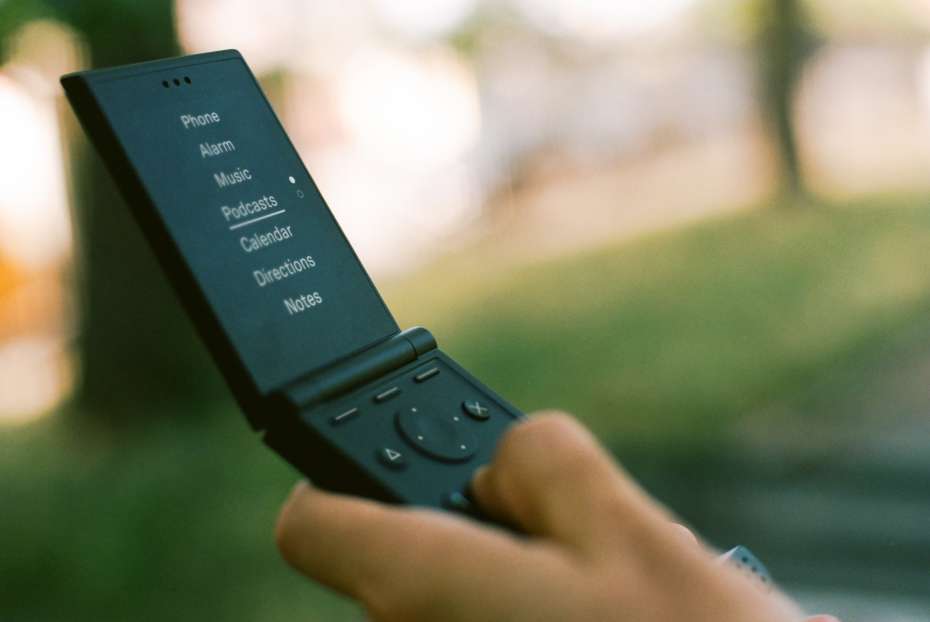 Light Flip is a minimalist phone without the dumb
