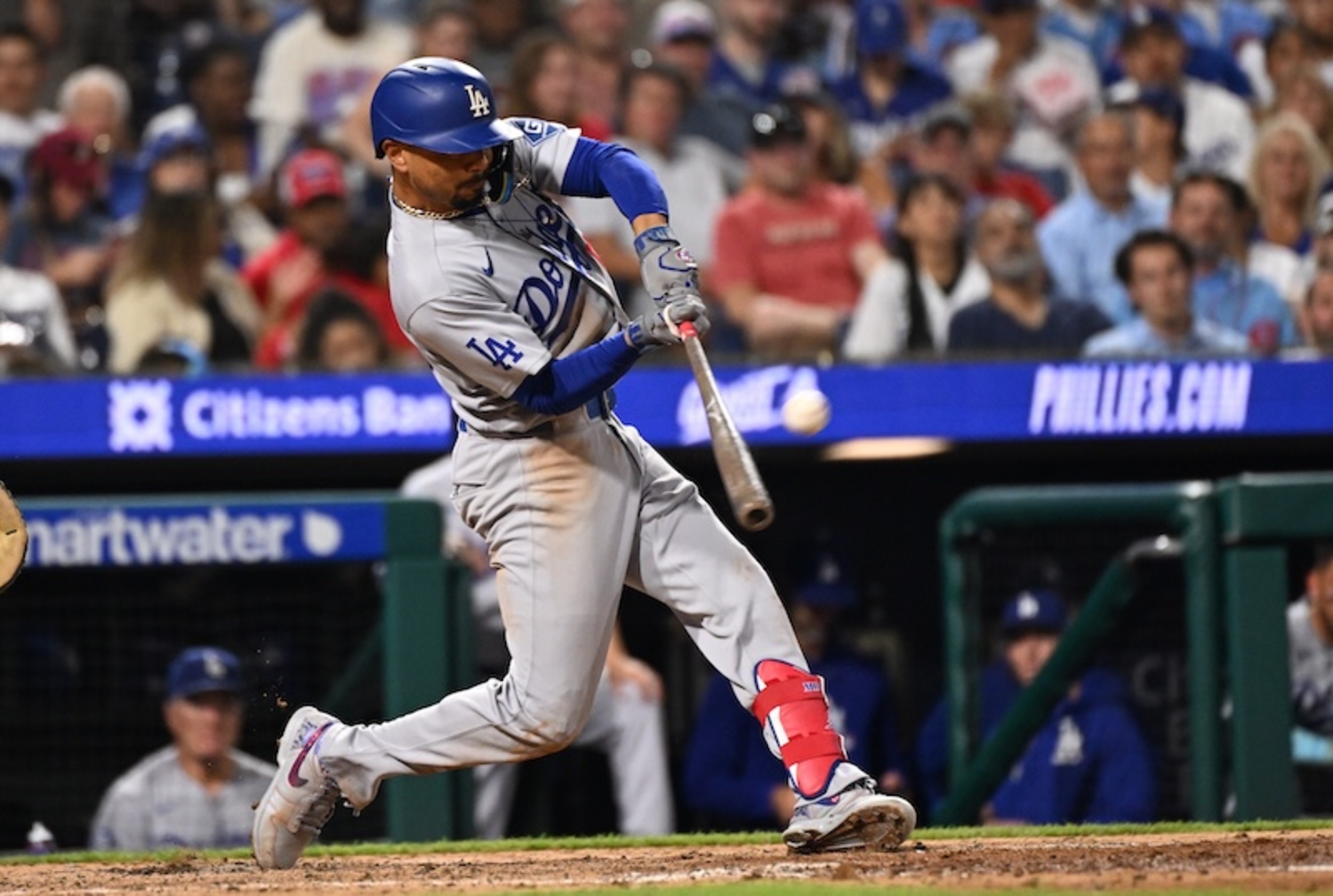 Mookie Betts dropped in Dodgers lineup to give him a different look