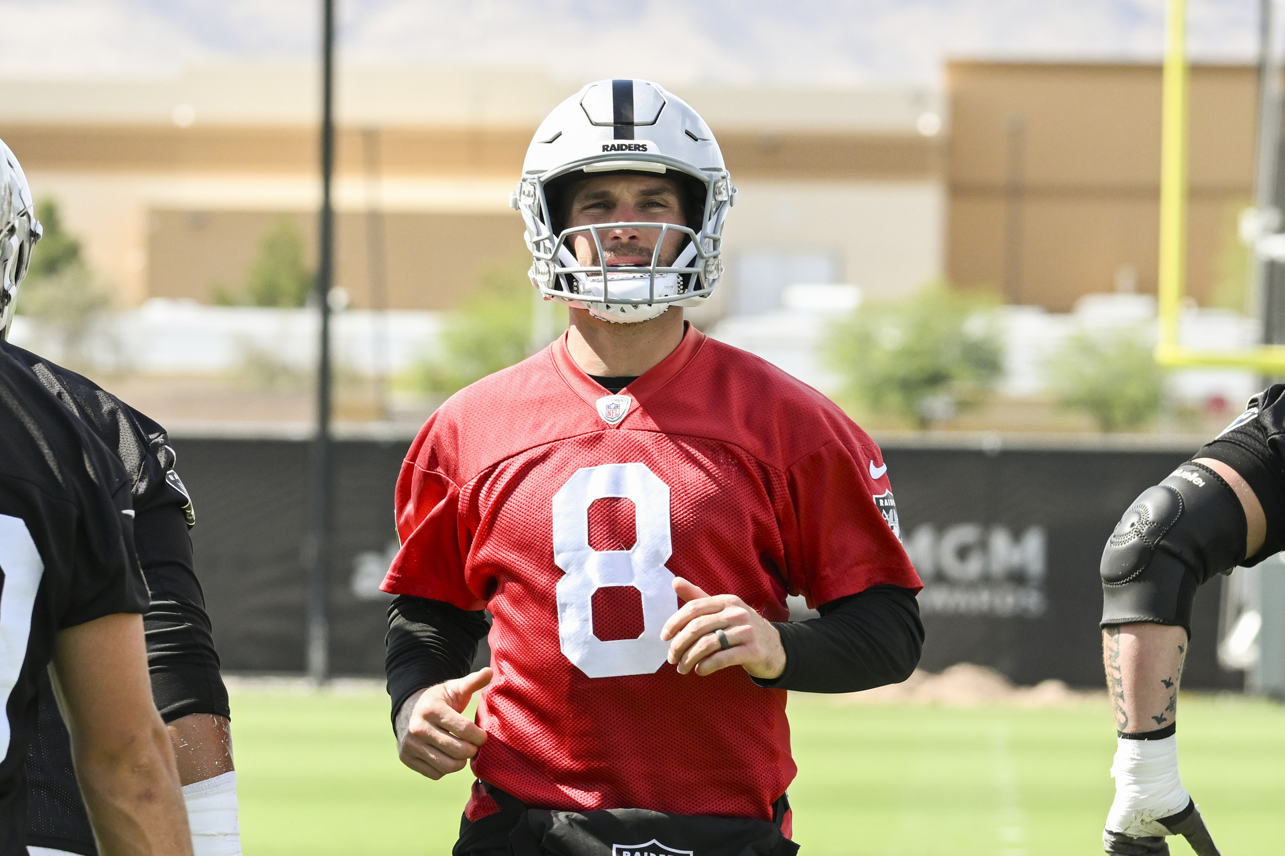 Raiders' Kirk Cousins faces high stakes as Fernando Mendoza waits in the wings