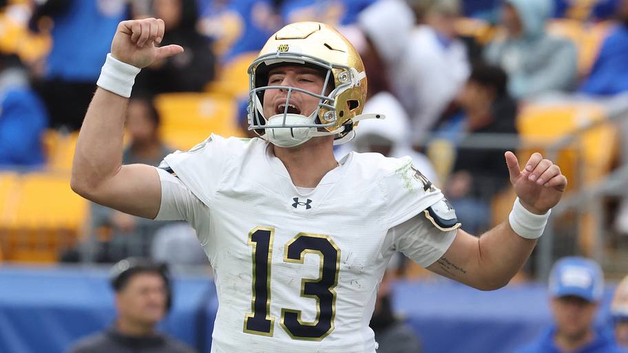 Notre Dame quarterback CJ Carr during a 2025 game against Pittsburg