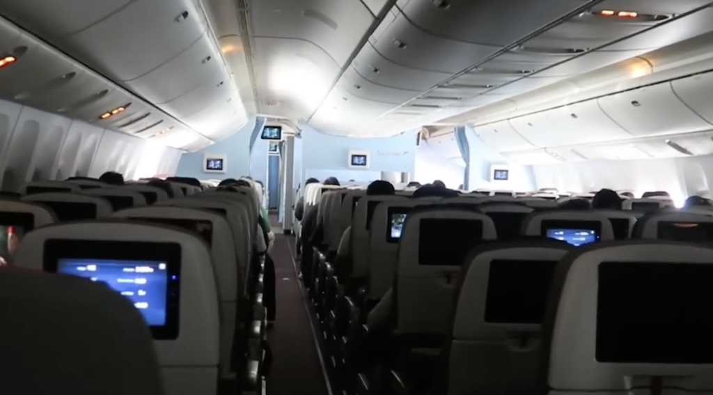 What You Should Never Do on an Airplane