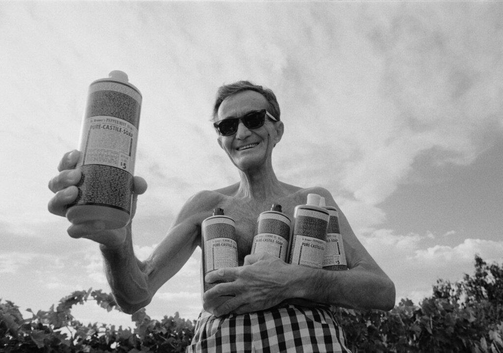 Dr. Bronner’s soap mixes Israeli and Palestinian olive oil — and dodges product boycotts