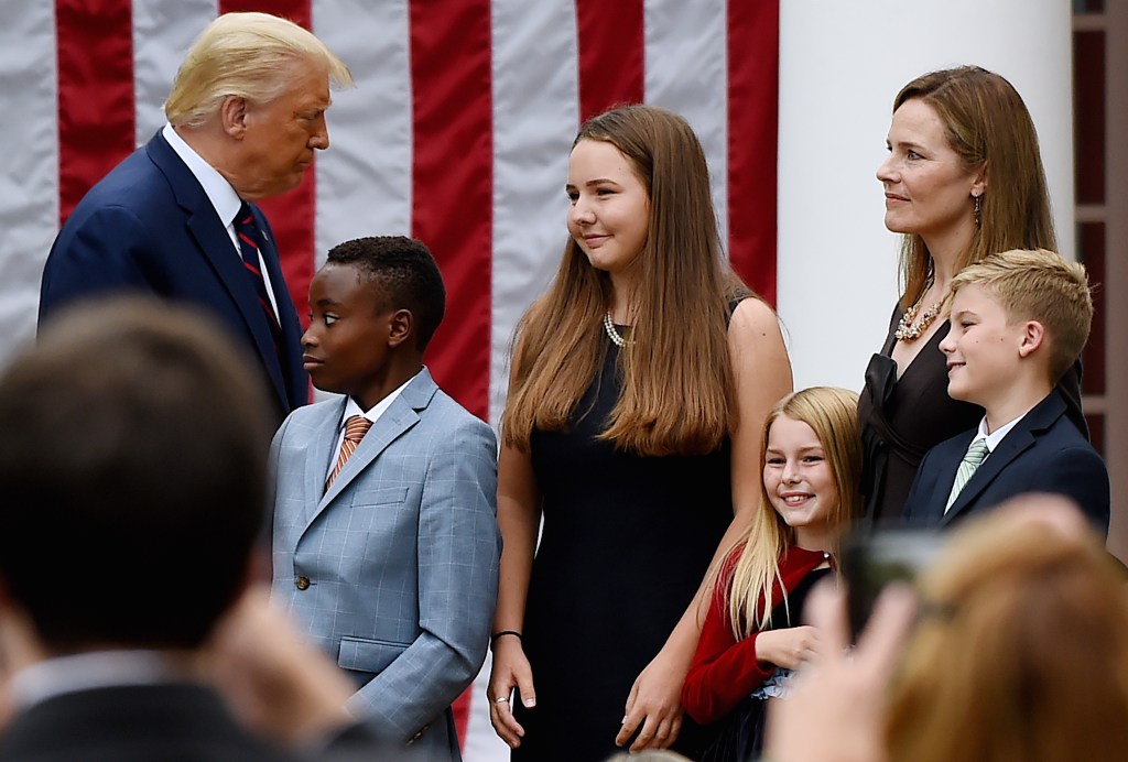 Two Supreme Court justices' kids would lose control of money under new bill