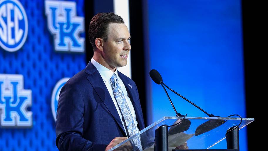 Kentucky Wildcats head coach Will Stein