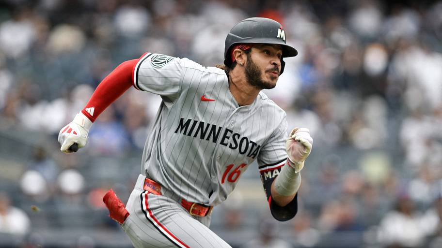 Minnesota Twins right fielder Austin Martin