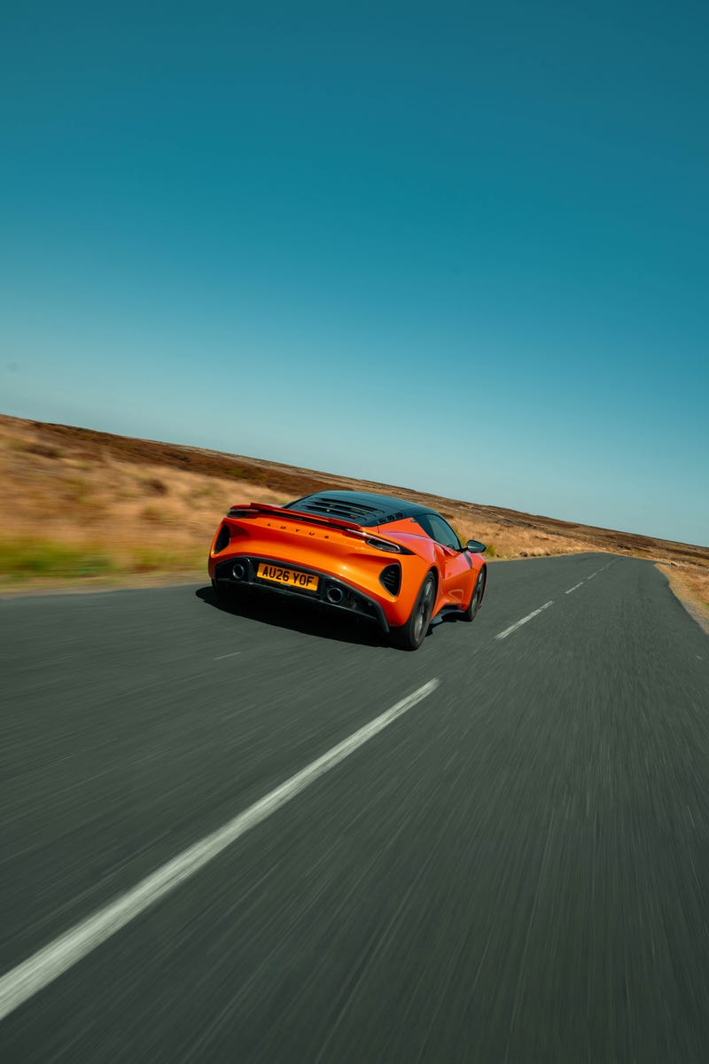 lotus-emira-420s-61.jpg