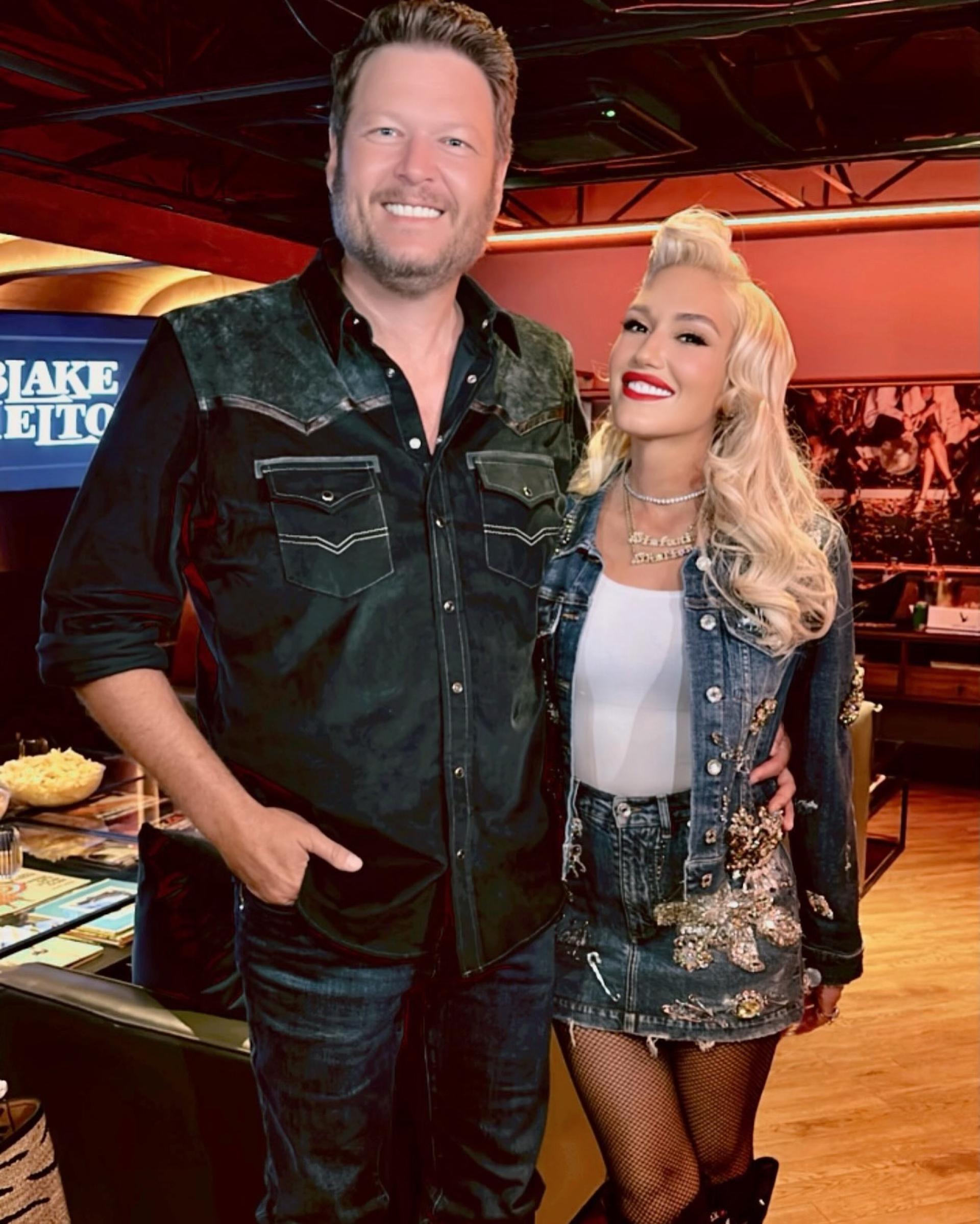Gwen Stefani & Blake Shelton