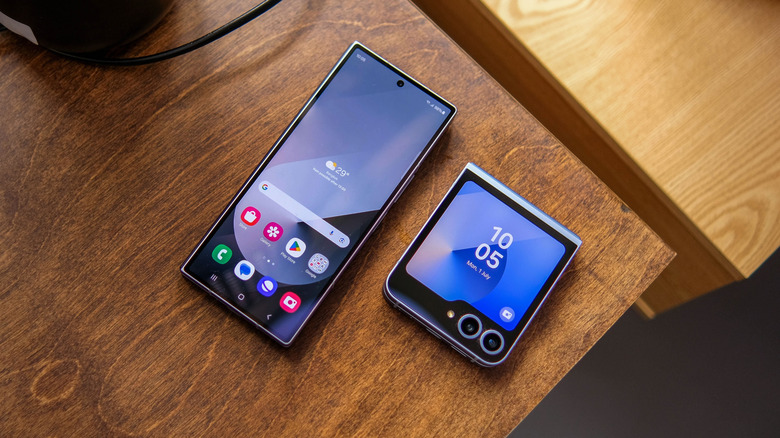 Why Samsung's Galaxy Flip phones are cheaper than the Galaxy Fold
