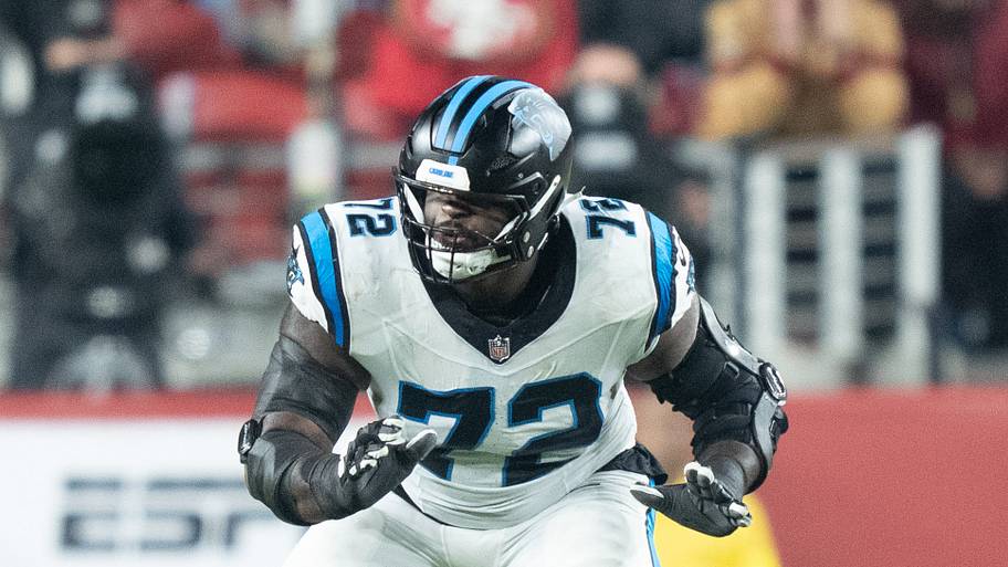 Panthers' Taylor Moton lands on non-football injury list with scary medical issue