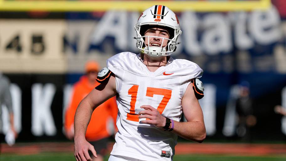 Breaking down Oklahoma State star’s meteoric rise in quarterback ranking