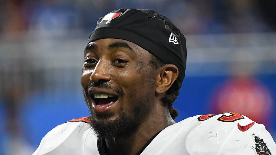 Colts bring in former Buccaneers starter for intriguing pre-training camp workout
