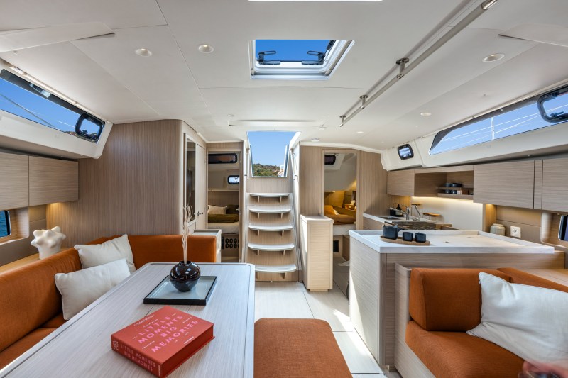 Beneteau Oceanis 47