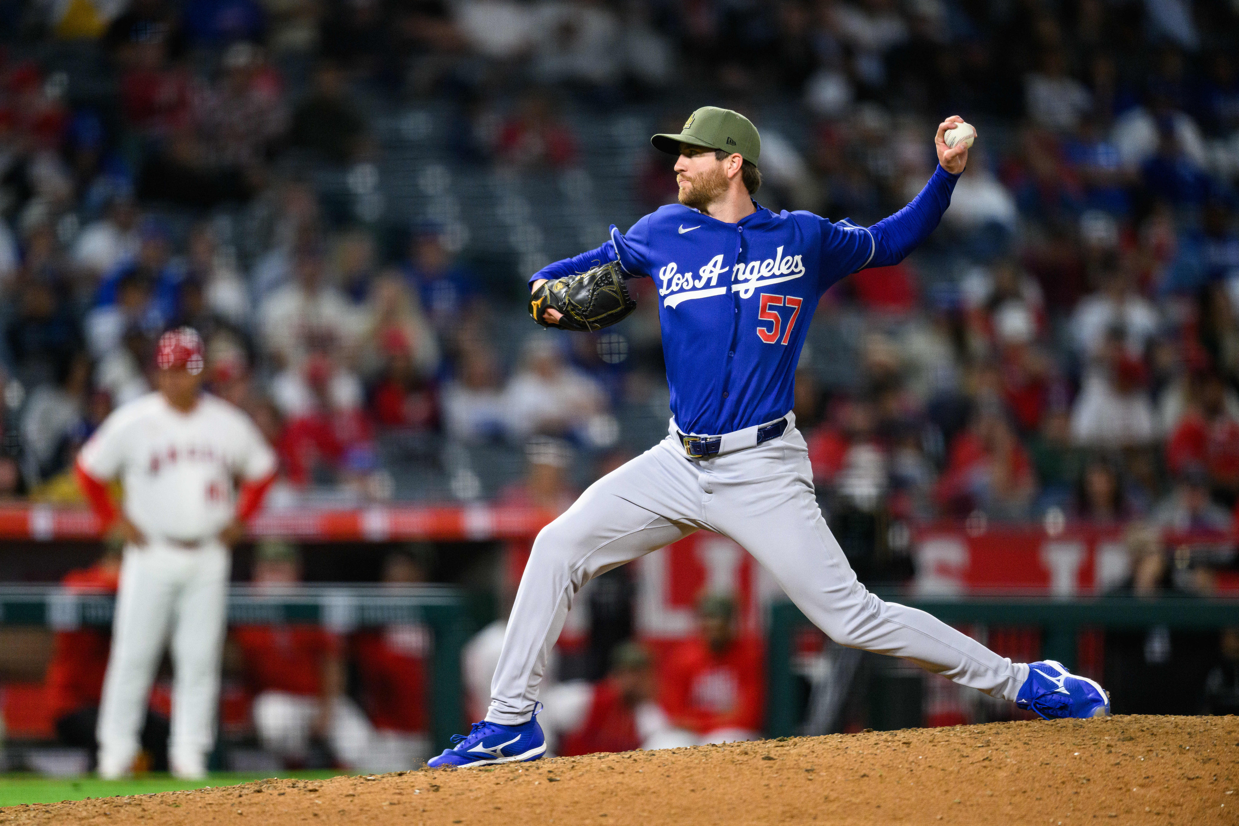Dodgers Select Charlie Barnes, Transfer Will Smith To 60-Day IL