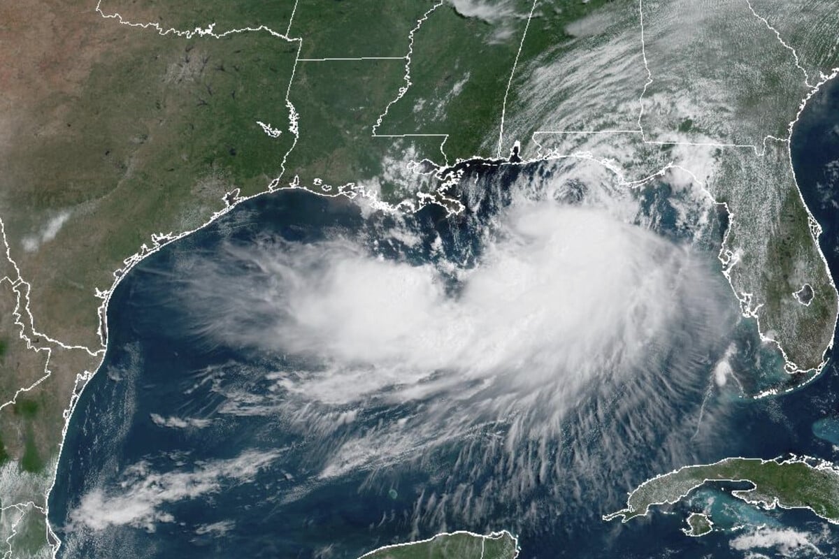 Tropical storm Bertha threatens Florida with heavy rain and coastal flooding