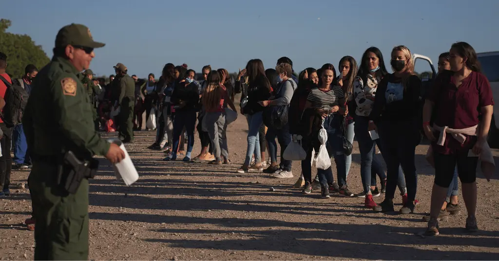 donald-trump-border-czar-tom-homan-warns-bloodshed-democrats-hateful-rhetoric-ice