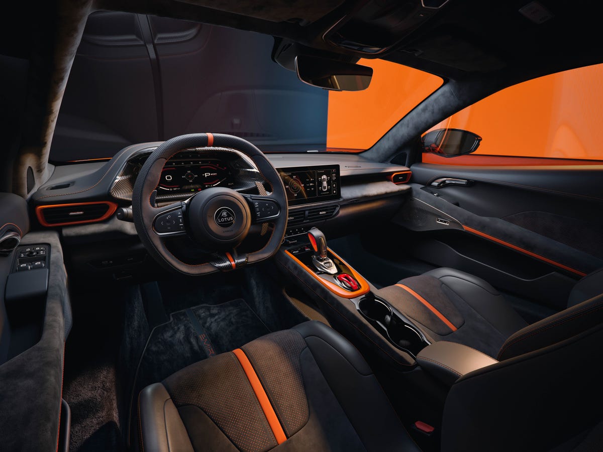 lotus-emira-420s-8.jpg